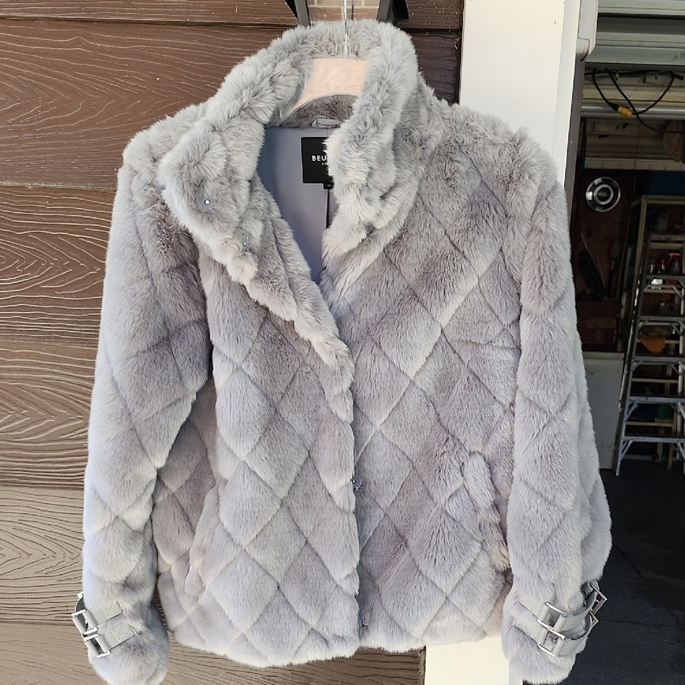 Silvery-Grey Faux-fur Jacket M